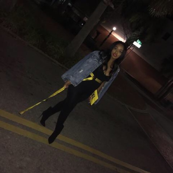 Meet your Posher Allegra!! - Picture 5 of 10